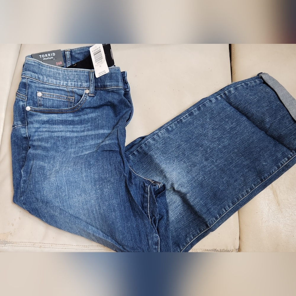 Torrid capri pants size 24R